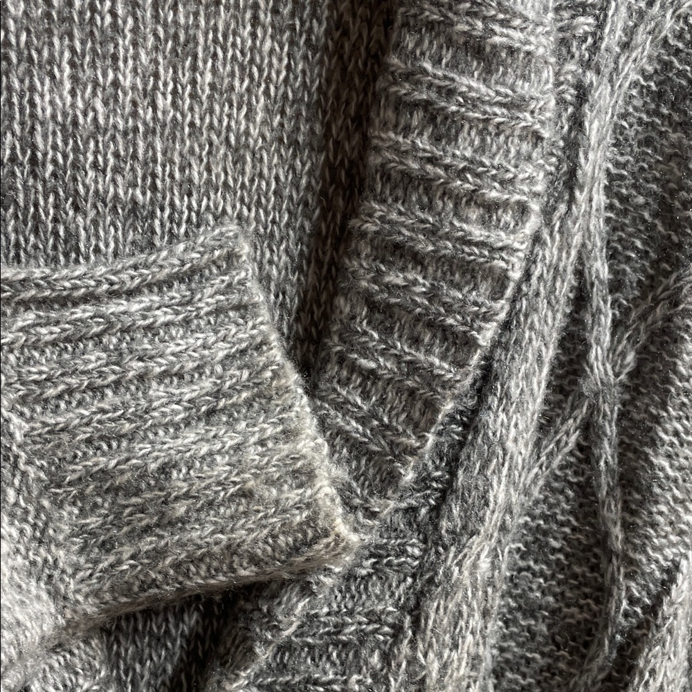 Faded Glory Women's Gray Cable Knit Cardigan - Picture 5 of 8